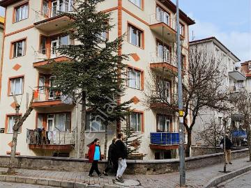 İdeal'den Park Afyona Çok Yakın Cumhuriyet'de Kiralık Daire