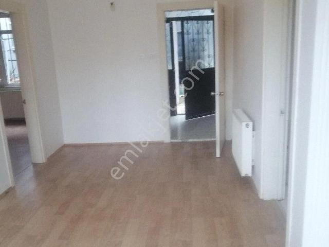 Çiğdem Mahallesi Caferağa Sokakta Kiralık 2+1 Daire
