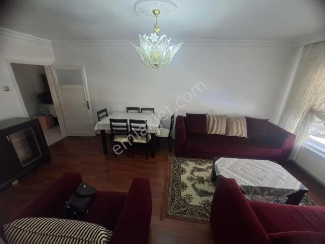 Çiçeklide 3+1 120m2 Ön Cephe Katta Eşyalı Yapılı Kiralık