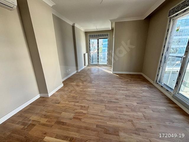 ÇİFTEHAVUZLAR DA BAĞDATA ÇOK YAKIN 2+1 75M2 NET BALKONLU ARA KAT SIFIR SATILIK DAİRE