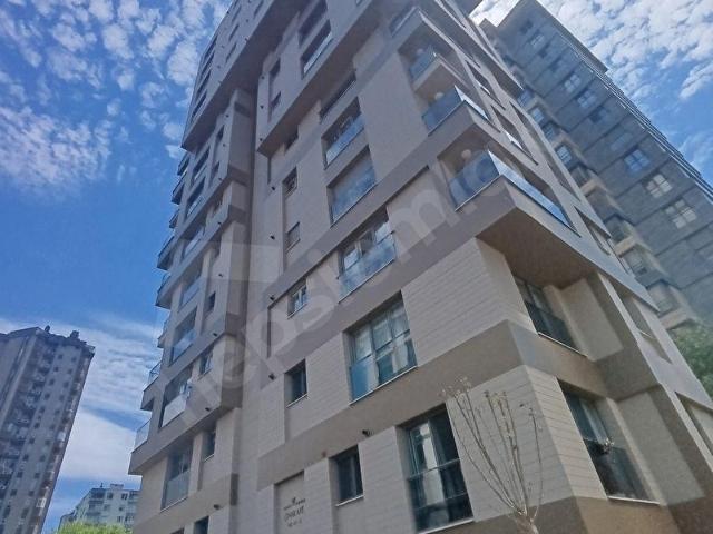 ÇİFTEHAVUZLAR'DA CADDEYE 250 M MESAFEDE SIFIR 3+1 KİRALIK DAİRE