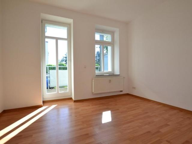 I gemütliche 2 RW I Balkon I Laminat I Duschbad I offener Küchenbereich I