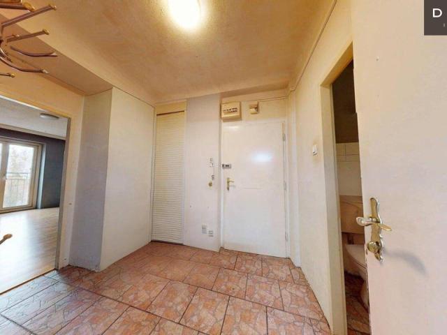 / SANIERUNGSBEDÜRFTIGE WOHNUNG / 1210 WIEN / 2 ZIMMER
