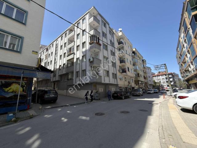 İhsaniye Kıbrıs Caddesinde Evim Sistemlerine Uygun Satılık 3+1