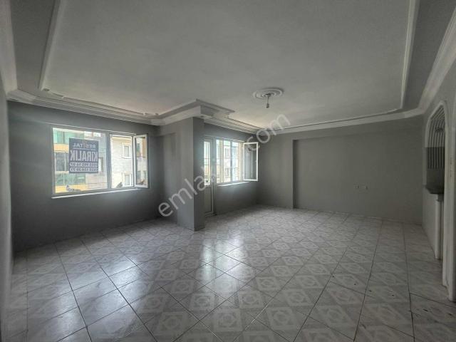 İhsaniye Mah.kıbrıs Cad Arakat 3+1 110 M2 Çift Cephe Asansörlü