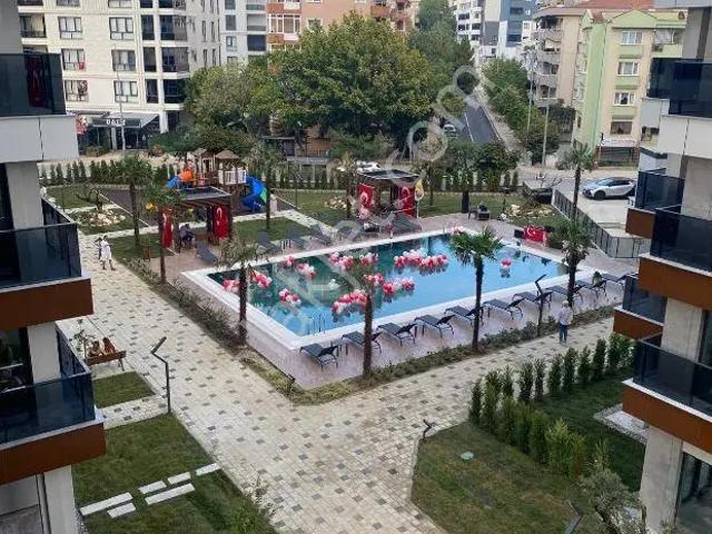 İhsaniye Nilüfer Belediyesi Ve Metro Yakını Havuzlu 3+1 Daire