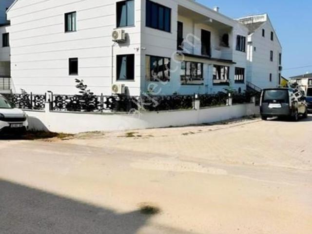 İhsaniyede 350 M² Net 5+1 Müstakil Bahçeli Satılık Villa