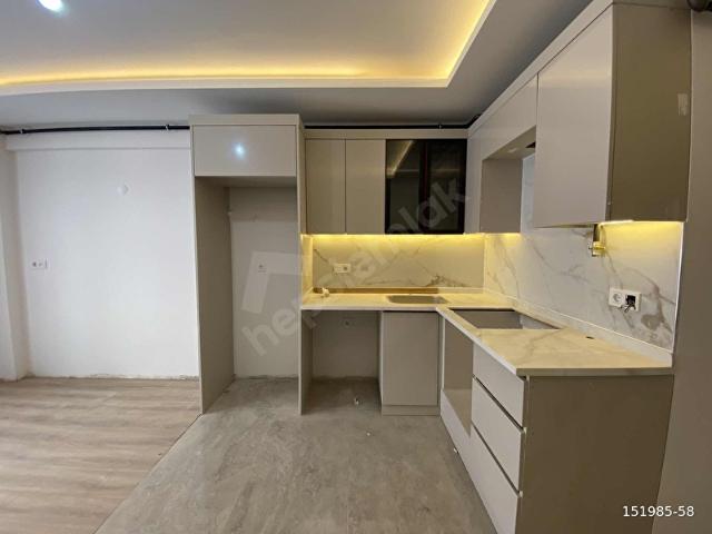 İŞÇİEVLERİNDE BAHÇELİ 2+1 GENİŞ M2'li SIFIR DAİRE