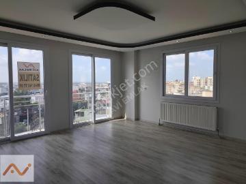 İçi Lüks Yapılı 4+1 185m² Satılık Daire