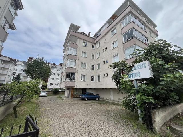 İçi Sıfır Geniş Aileye Merkezi Konum 4+1 Dublex Kiralık Daire