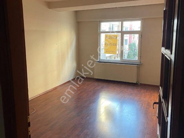 Işıktan Kiralık 2005 Yapımı Kiralık Daire