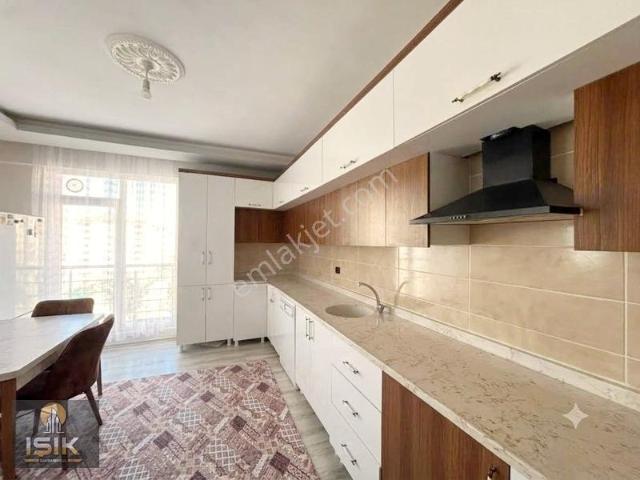 Işık Gayrilmen Den Hilalkent' Te Kiralık 3+1 Daire