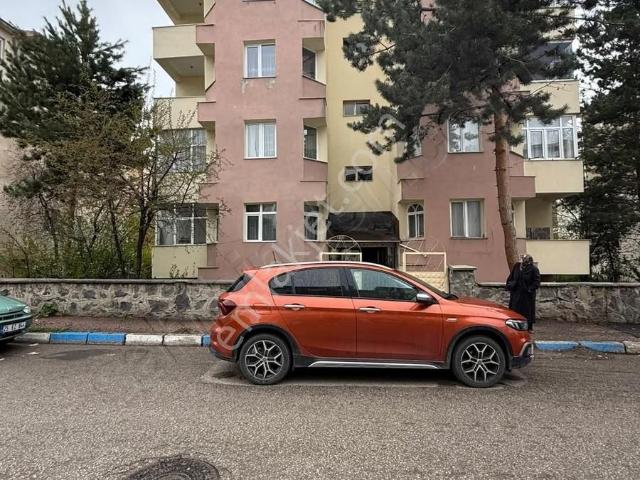 Işık Gayrimenkul'den Dadaşkent'te Satılık 3+1 Daire