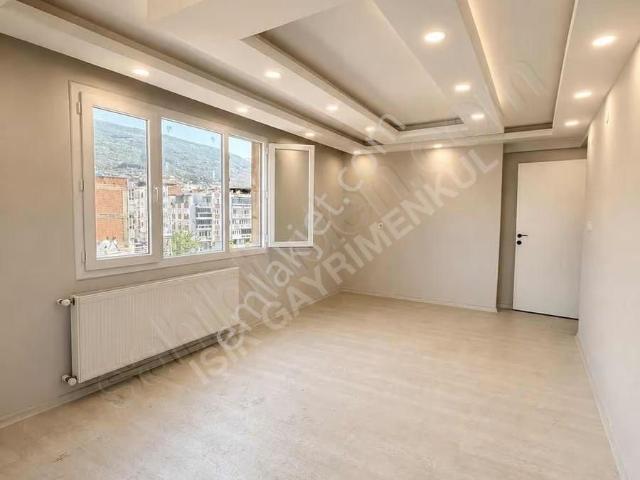 Işık Gayrimenkul'den Merkezde İçi Komple Yapılı 3+1 Daire
