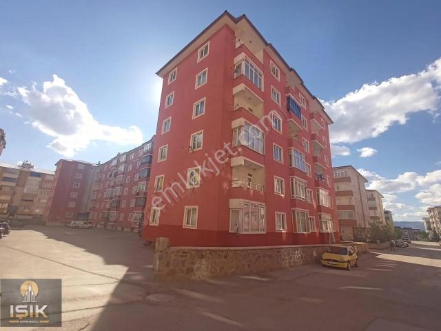 Işık Gayrimenkul'den Şükrüpaşa'da 3+1 Kiralık Daire