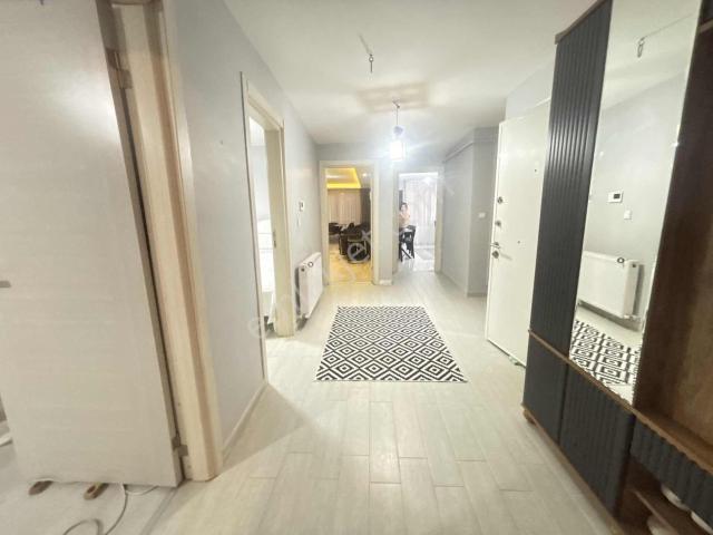 Işık Lar Askeri Lisesine Yakın Site İçinde 120 M² Satılık Daire