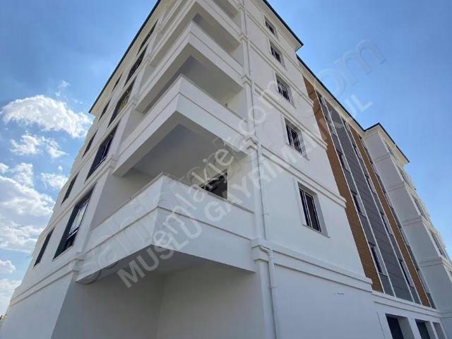 İkbalde Yatırıma Uygun Yapılı Daire