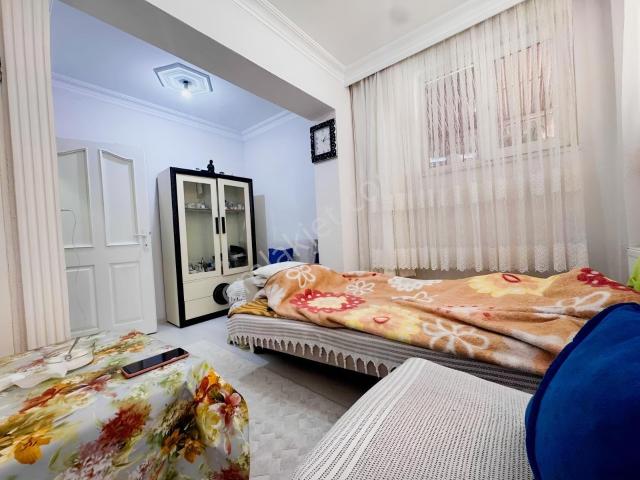 Işık'dan Nine Hatun'da 2008 Yapım Satılık 1+1 Daire 70m²