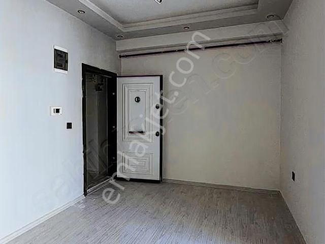 İkinisan'da Satılık 1+1 Sıfır Balkonlu Daire