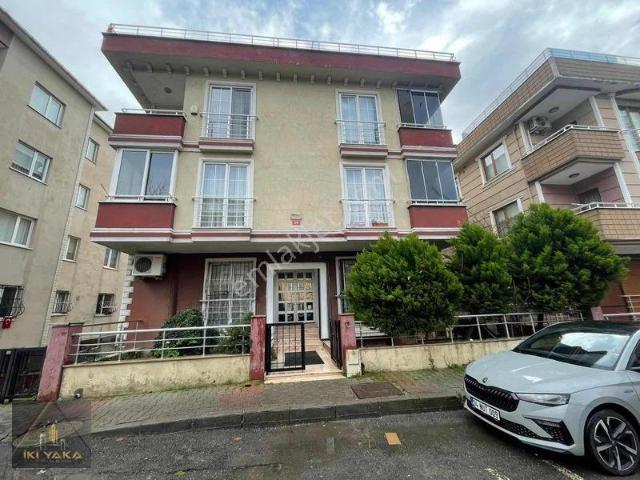 İkiyaka'dan İçerenköy Merkezi Konumda Kiralık Ters Dubleks