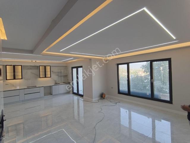 İkiz Villa Santral Yolu 4+1 Ultra Luks