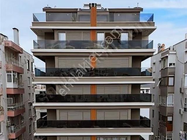 Işıklar Caddesi'nde Deniz Manzaralı 4+1 Dubleks Akıllı Ev Sistem