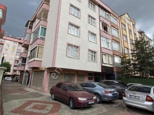 Işıklar Mah Alaaddin İlköğretim Okulu Karşısı 2.5+1 Arakat Daire
