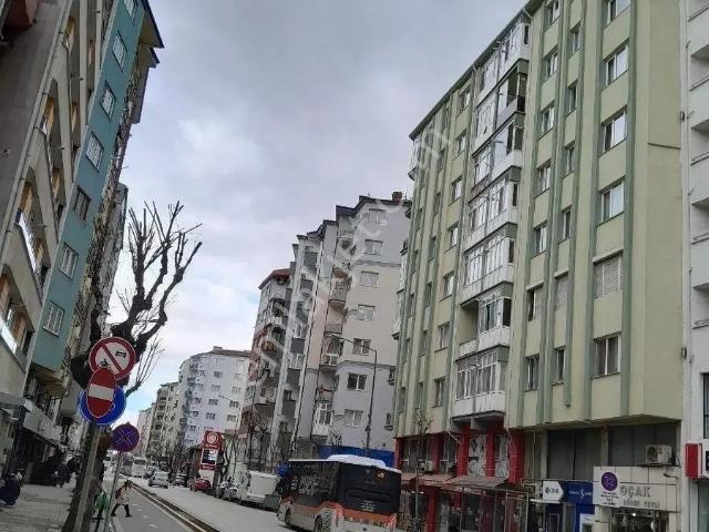 Işıklar Mah. Sivrihisar Cad. Üzeri Satılık 3+1 Da