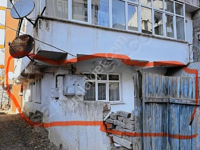 İks Emlaktan Satılık Daire İstasyon Mahallesinde