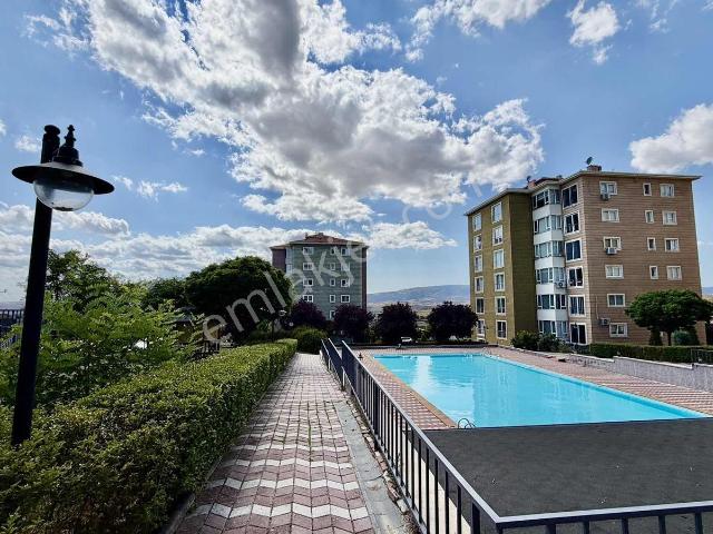 İlyas Nas'tan Hititpark 2 Sitesinde Satılık 4+1 Daire