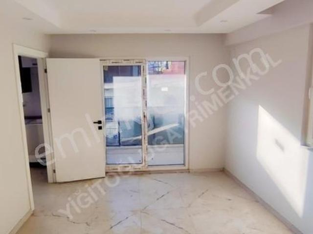 İlbadı Mah. Ara Kat Yerden Isıtma Balkonlu 2+0 Daire 2.175.000