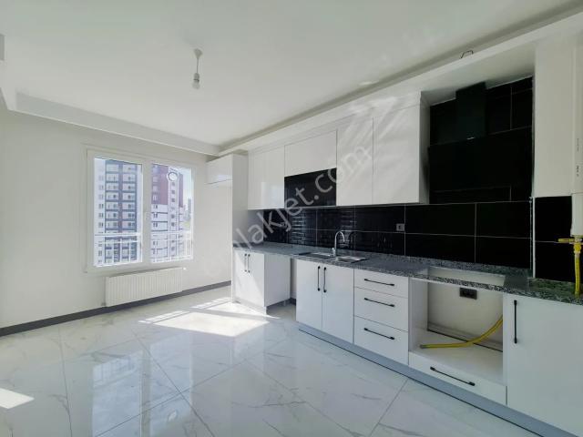 İldem F Konutlarında Ara Katta 2+1 Lüks Kiralık Daire Fırsatı