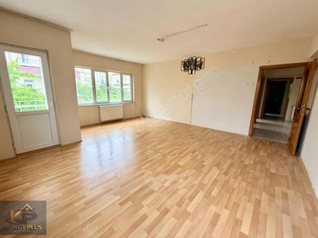 İldem Fatih Mahallesinde Aylık Ödemeli 3+1 Geniş Kiralık Daire