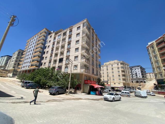 İldo Pastahanesi Civarı Ayrı Mutfaklı Kiralık Eşyalı Daire