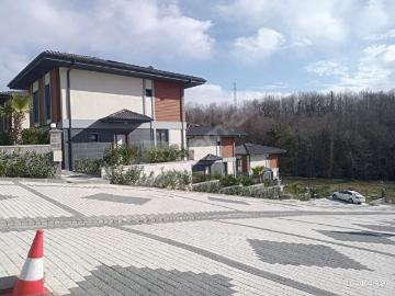 ŞİLE MEŞRUTİYET'TE HAVUZLU SİTE'DE LÜX VİLLA VADE TAKAS AÇIK
