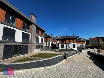 ŞİLE BALİBEY MERKEZde GENİŞ 5+1 190m TRİPLEKS BAHÇELİ VİLLA