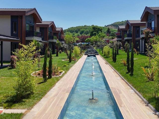 ŞİLE İMREN LOFT EVLERİNDE DOĞA İÇİNDE MODERN MİMARİSİ İLE ULTRA LÜKS 4+1 SATILIK VİLLA