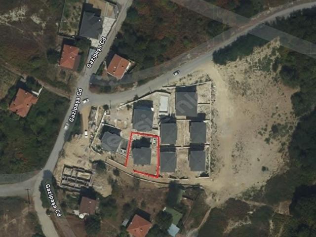 ŞİLE TURYAP'tan Akçakese'de Site İçerisinde Tripleks Villa