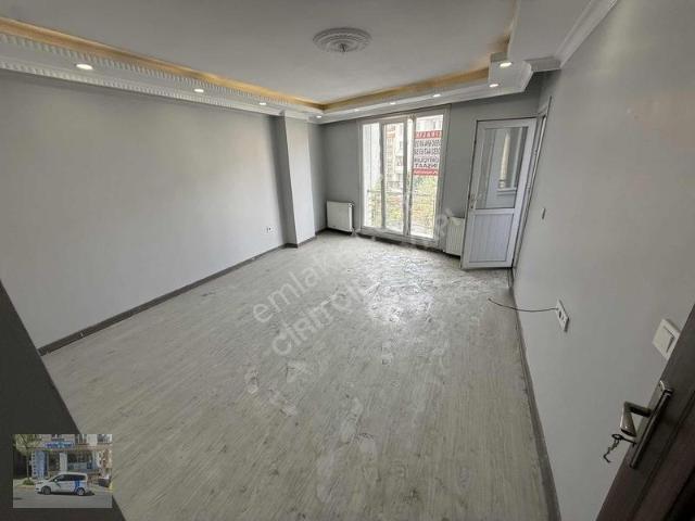 İşlek Cadde Üstü Geniş 2+1 Ara Kat
