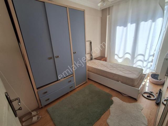İletişim Kapısına 2dk *2 Oda Ön Cephe *full Eşyalı 55m 1+1