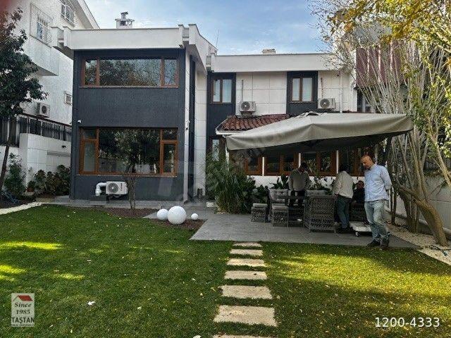 İÇ LEVENT'TE MÜSTAKİL 3 KATLI 285 M2 ÇOK BAKIMLI VİLLA