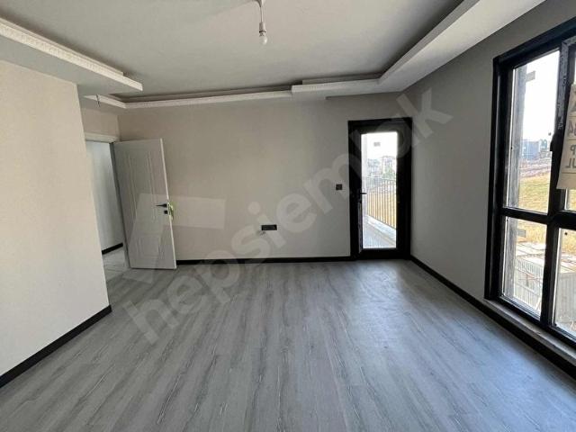 İLHAN GAYRİMENKULDEN 93m2 2+1 FIRSAT DAİRE