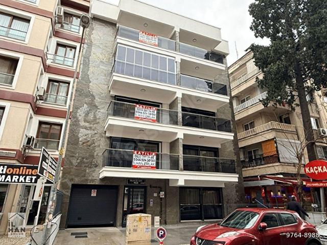 İlhan'dan Güzelyalı'da Sıfır Binada Otoparklı Asansörlü Ebeveyn Banyolu Kiralık Daire