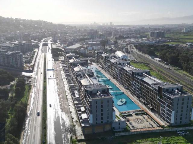 Çiğli Myway Wins Blue Sitesinde Tuğçe Atmacadan Kiralık