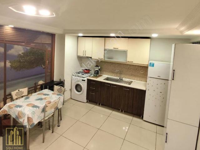 Şişli Merkez'de En İyi Lokasyonda Full Eşyalı Kiralık 1+1 Daire