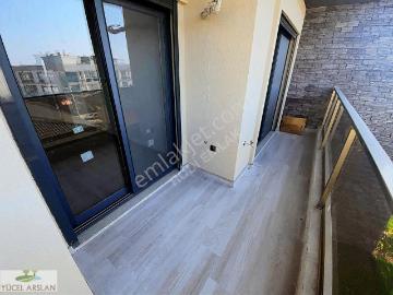 Çiğli Merkez'de Site İçi Satılık 3+1 Lüks Villa Havuz Otopark