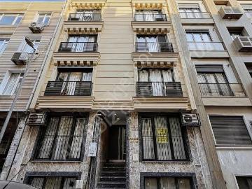 Şişli Merkezde Yeni Binada Satılık 2+1