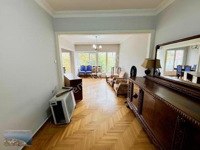Şişli Metrosuna Yürüme Mesafesinde 3+1 Kiralık Daire