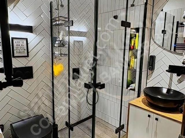 Çiğli Modern Evlerinde Havuzlu Site İçinde 2+1 Satılık Daire