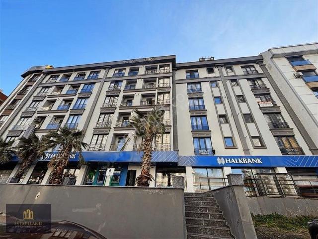 Şişli Bomonti Cadde Üzeri Yeni Binada Full Eşyalı Kiralık 2+1 Ev